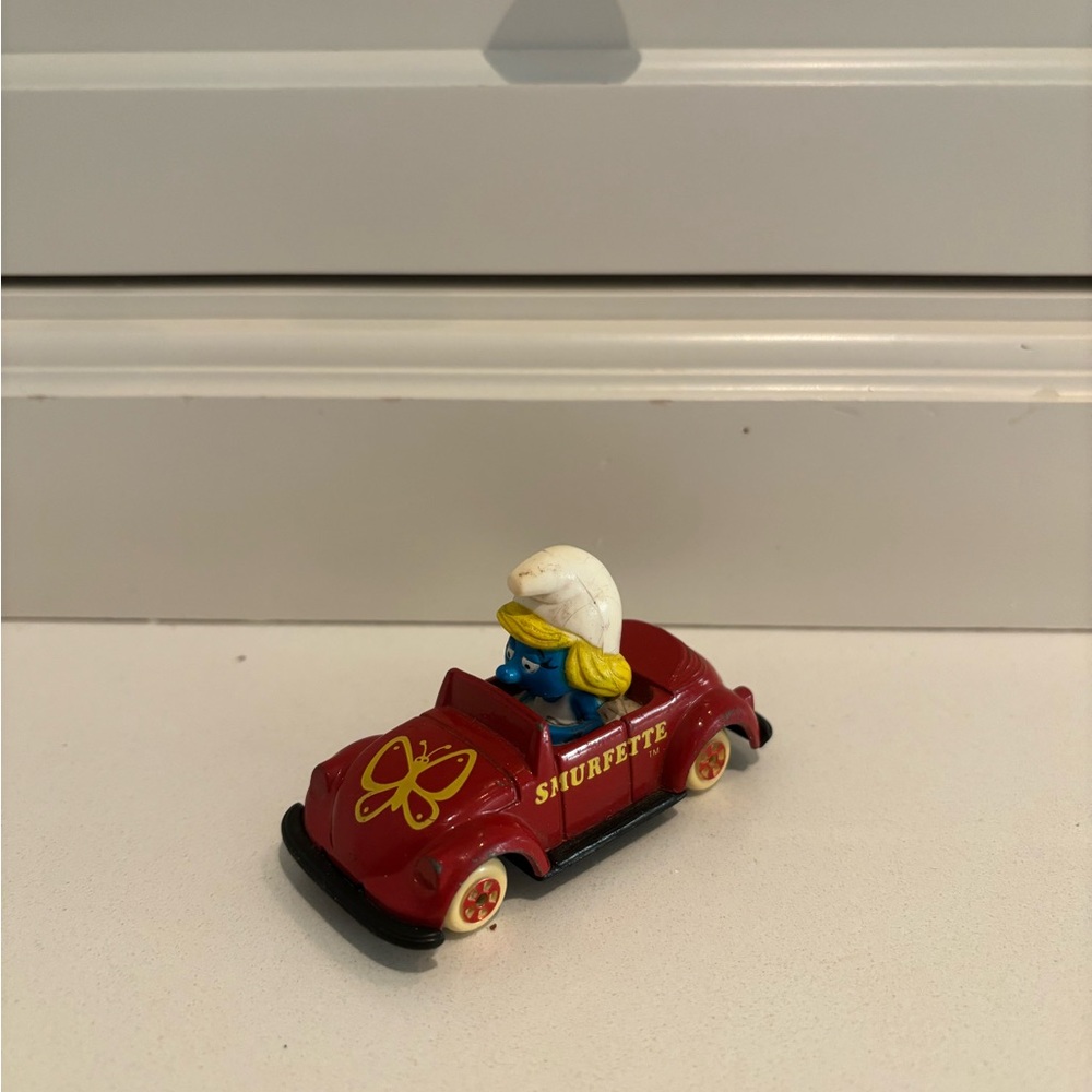 Vintage Smurfette Diecast Car